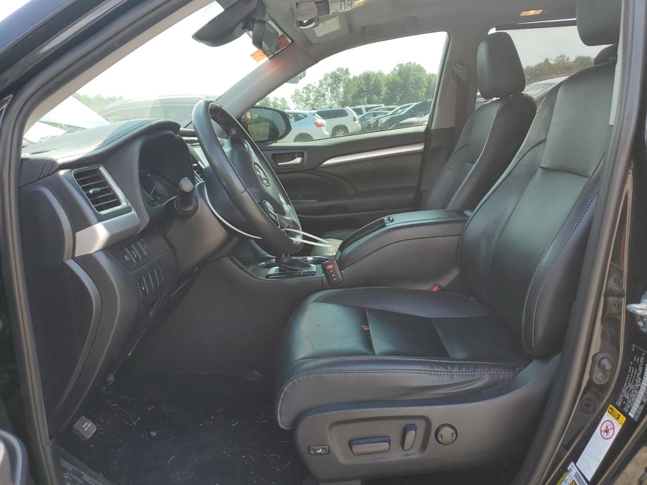 2019 Toyota Highlander Se VIN: 5TDJZRFH5KS707221 Lot: 64018625