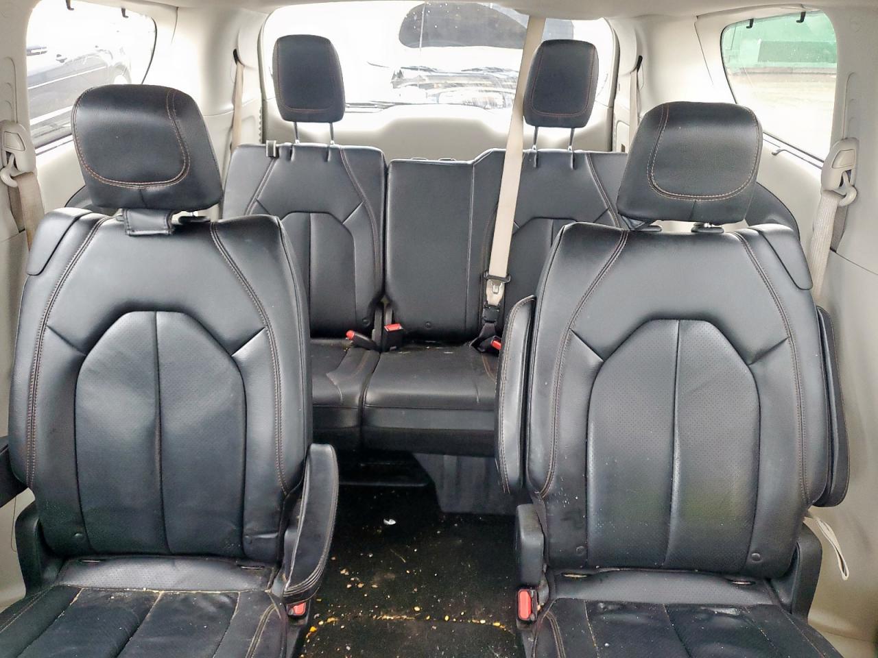 2020 Chrysler Pacifica Touring L VIN: 2C4RC1BG3LR279680 Lot: 64231945
