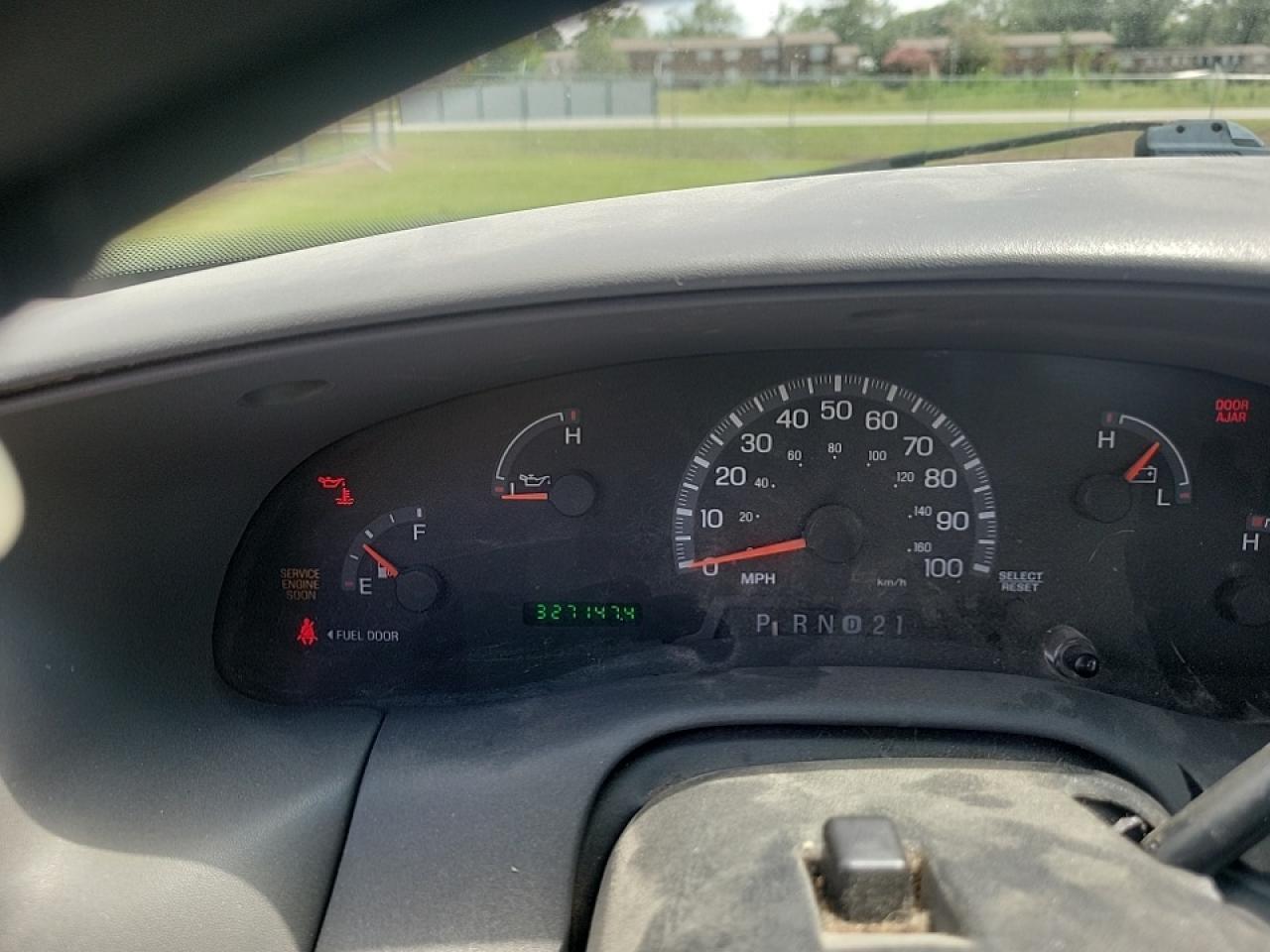 2000 Ford F150 VIN: 1FTRX18L6YNB42598 Lot: 66218255