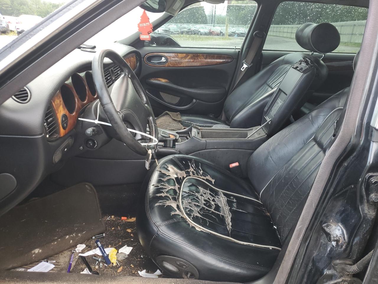 2000 Jaguar Xj8 VIN: SAJDA14C1YLF03320 Lot: 65401035