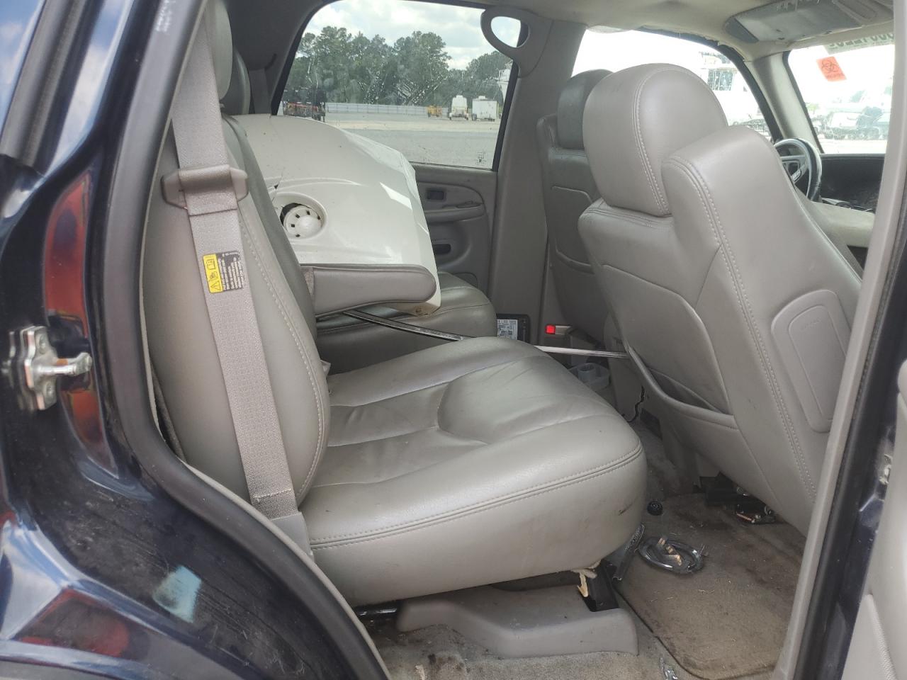 2004 Chevrolet Tahoe C1500 VIN: 1GNEC13Z64R273241 Lot: 63001225