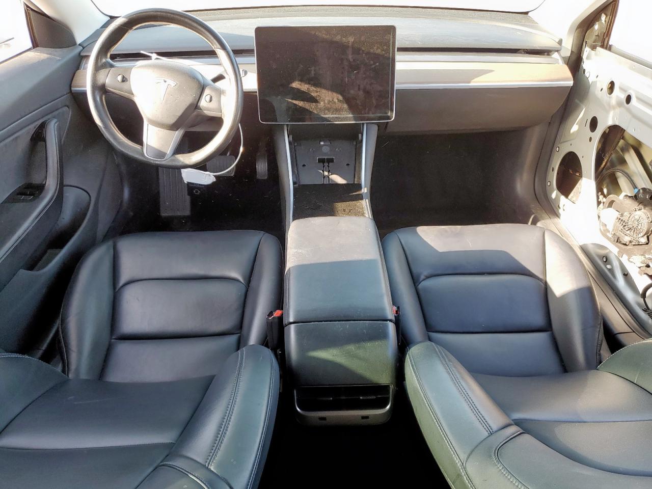 2018 Tesla Model 3 VIN: 5YJ3E1EA5JF060722 Lot: 63523245