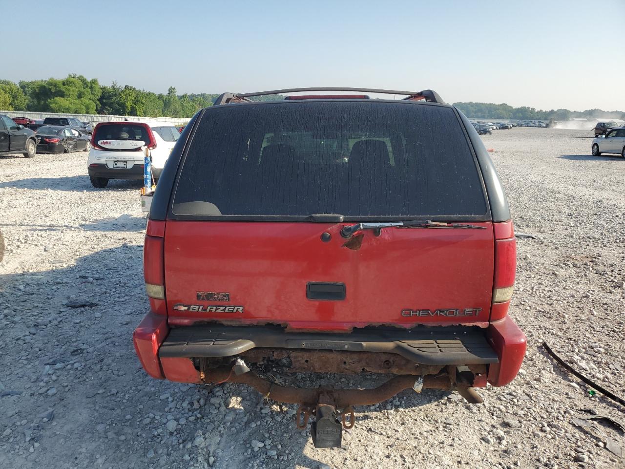 2000 Chevrolet Blazer VIN: 1GNDT13W5Y2280679 Lot: 64712735