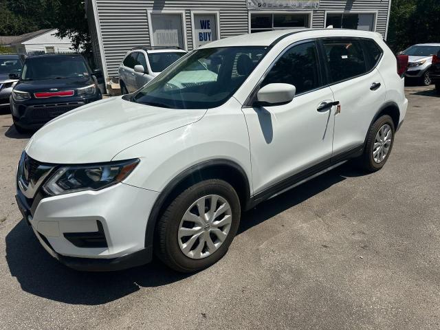  NISSAN ROGUE 2018 Белы