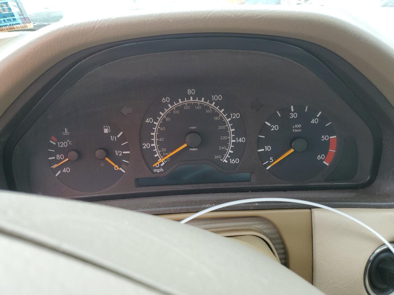 1998 Mercedes-Benz E 300Td VIN: WDBJF25F6WA649427 Lot: 63206155