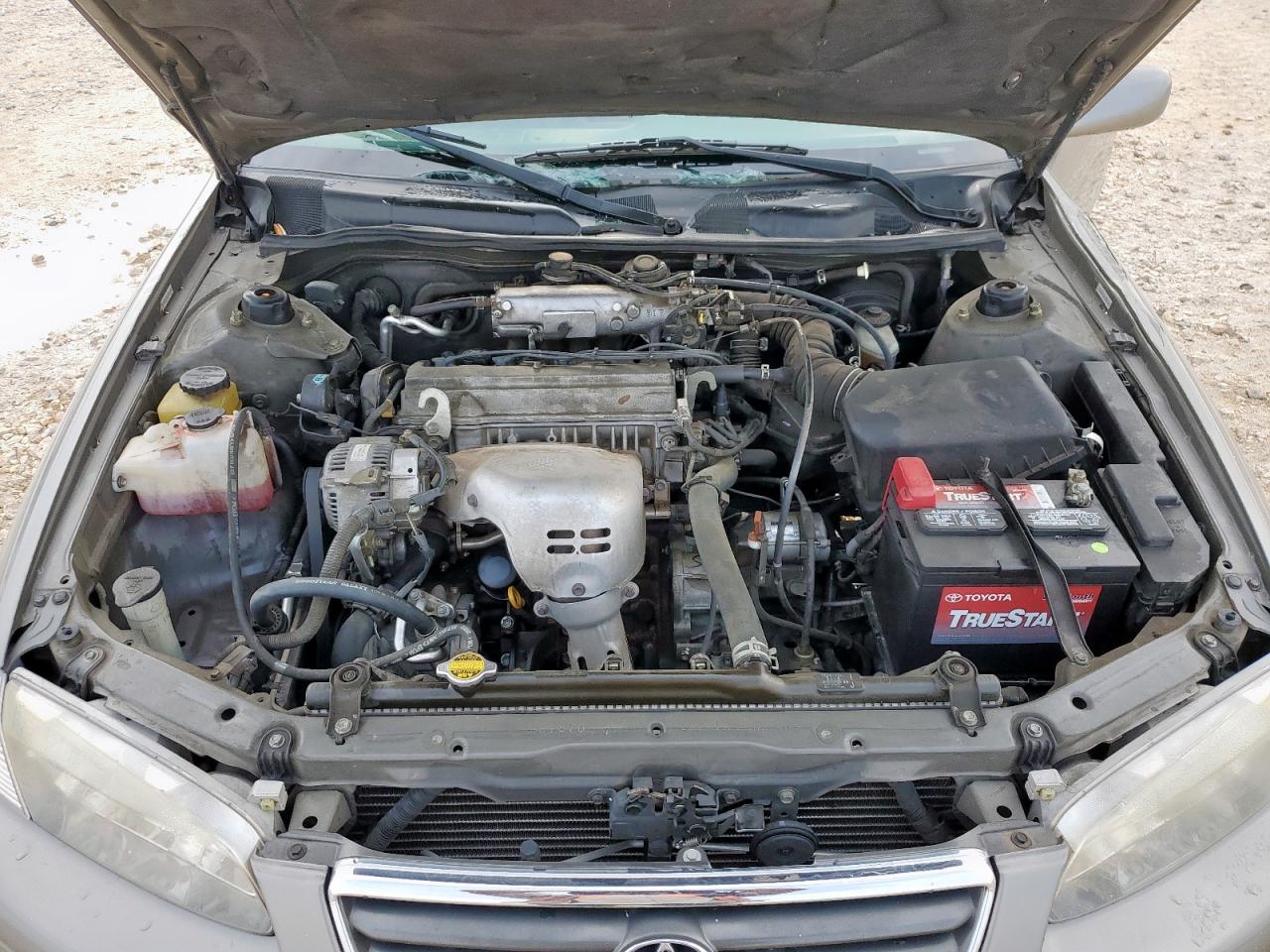 2000 Toyota Camry Ce VIN: 4T1BG22K6YU011258 Lot: 64571205