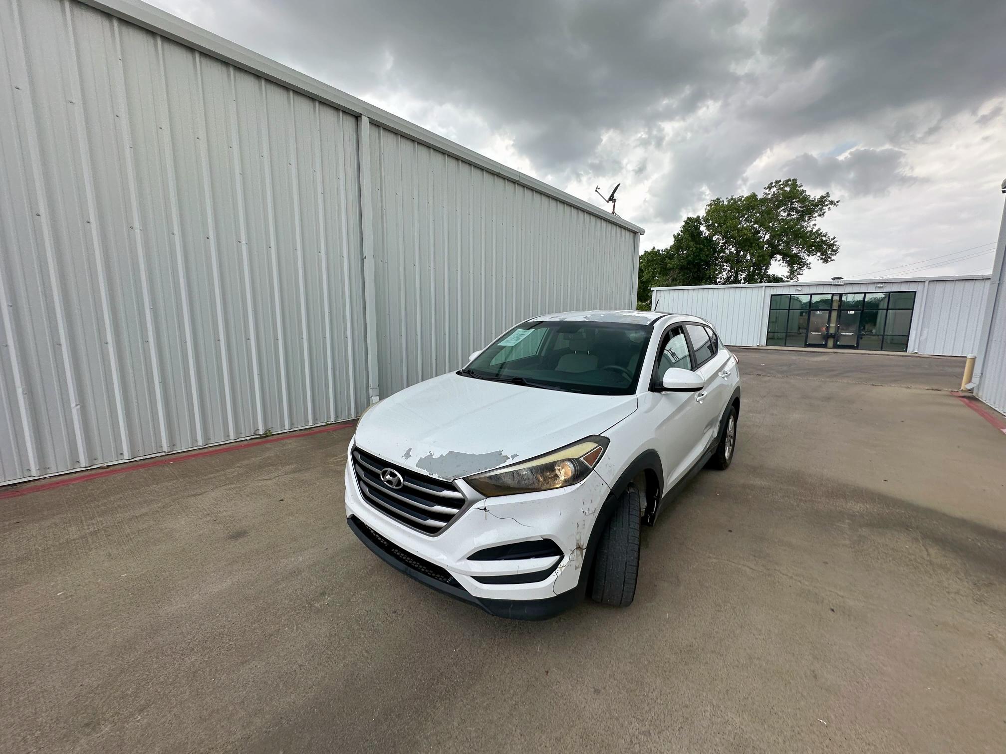 Parquets HYUNDAI TUCSON 2017 White