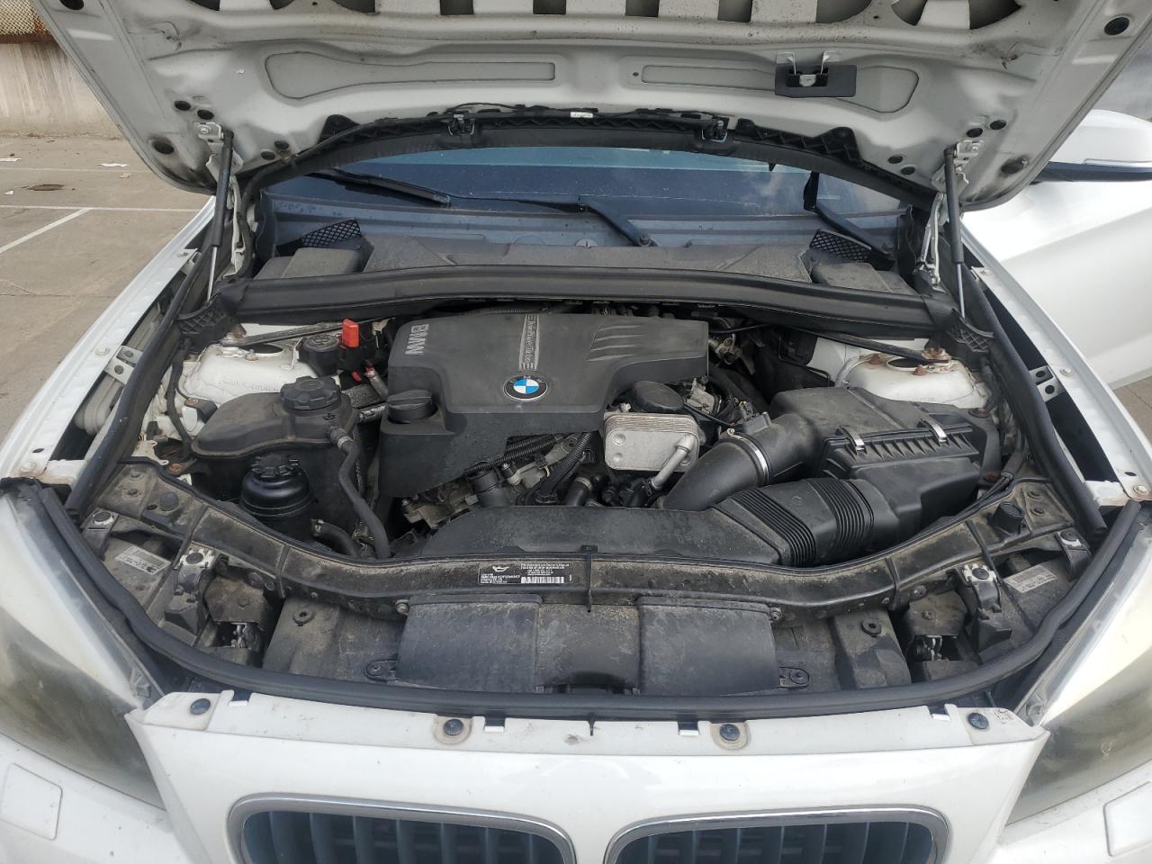 2014 BMW X1 xDrive28I VIN: WBAVL1C56EVY13442 Lot: 63969025