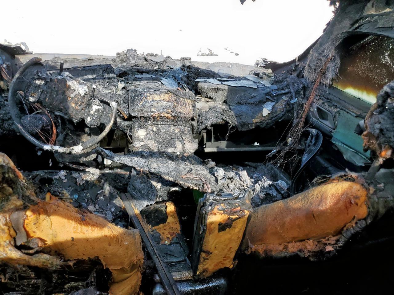 2019 Land Rover Range Rover Velar R-Dynamic Se VIN: SALYL2EX4KA786807 Lot: 66764715