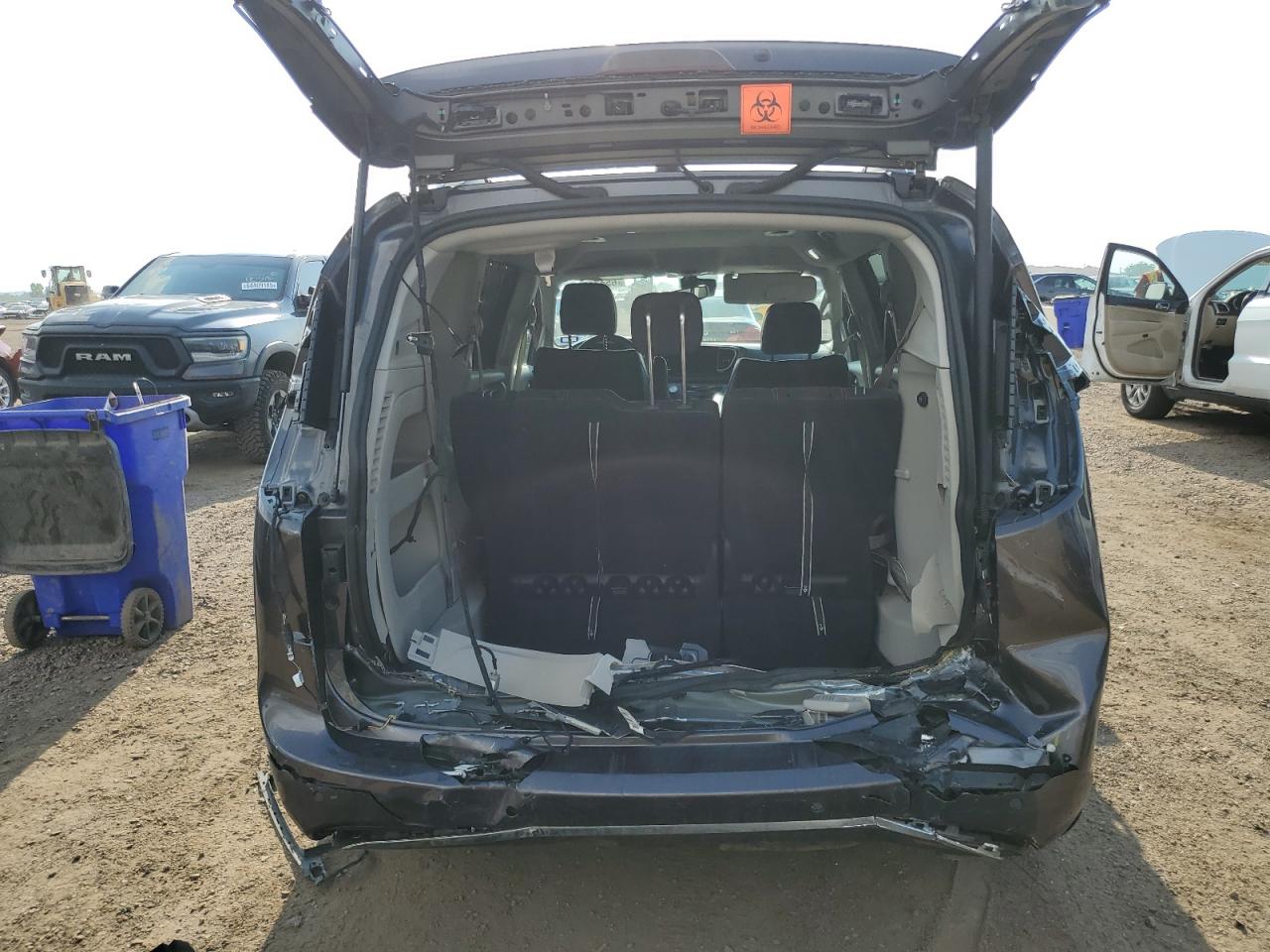 2022 Chrysler Pacifica Touring L VIN: 2C4RC1BG5NR152075 Lot: 65471555