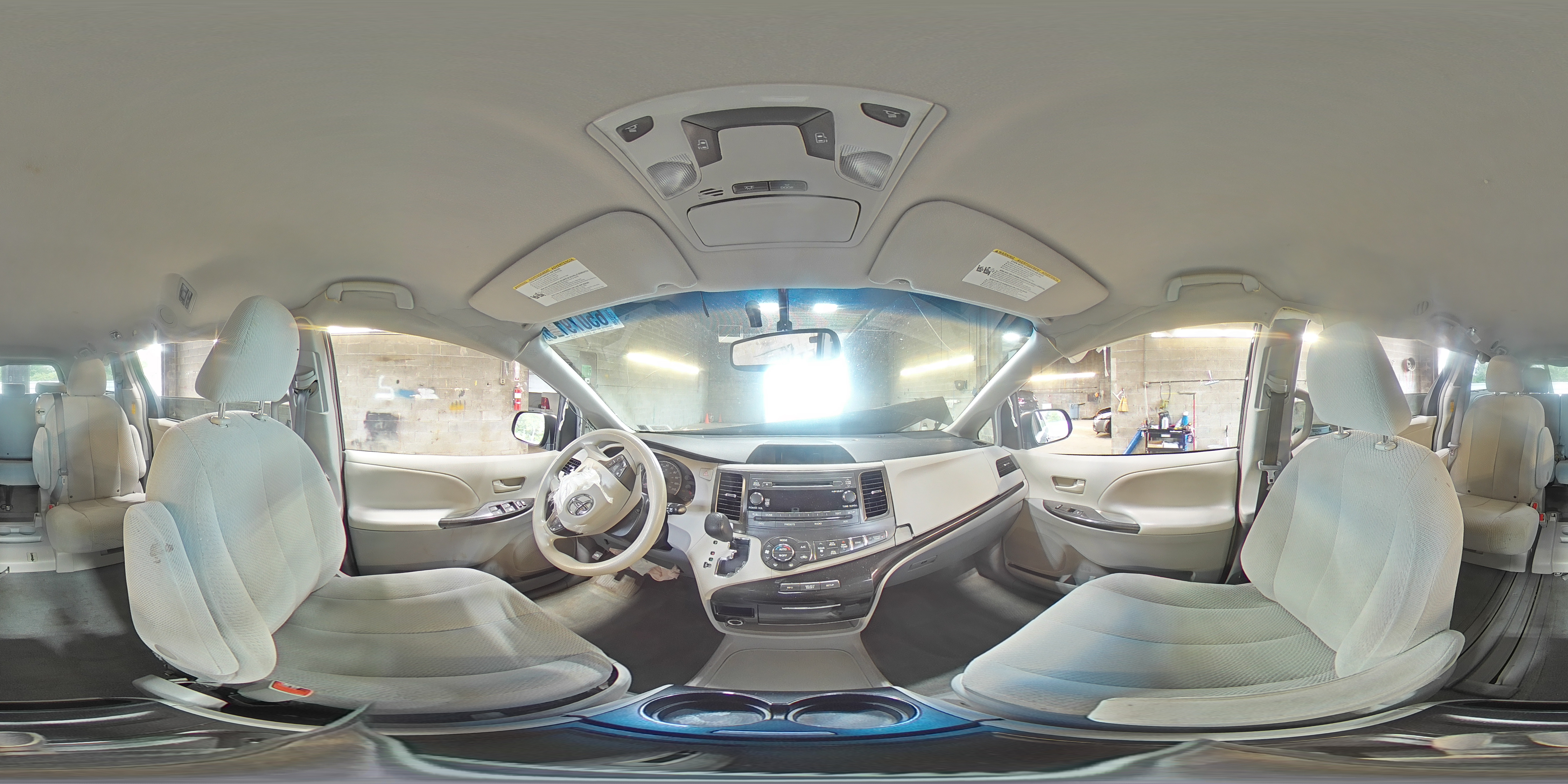 2014 Toyota Sienna Le VIN: 5TDKK3DC2ES487991 Lot: 65079125