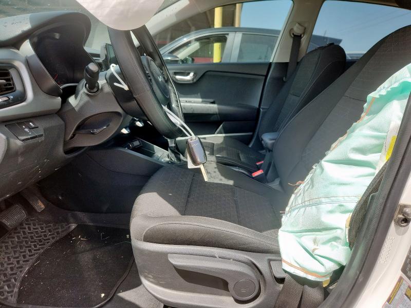 KIA RIO 2023 Белы