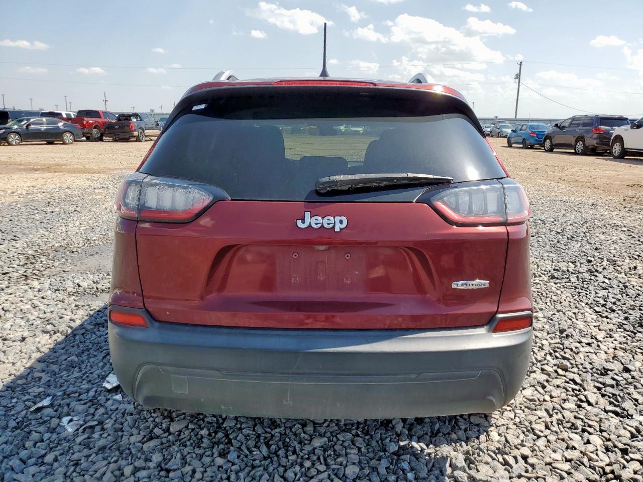 2019 Jeep Cherokee Latitude VIN: 1C4PJLCB1KD285412 Lot: 64784385