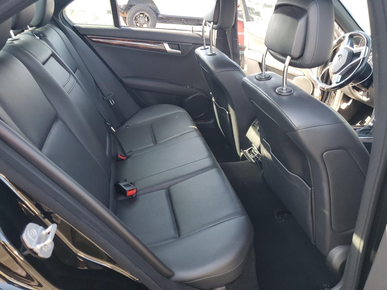 2012 Mercedes-Benz C 250 VIN: WDDGF4HB5CR216782 Lot: 67094185