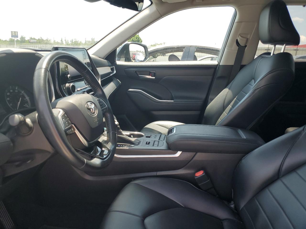 2021 Toyota Highlander Xle VIN: 5TDHZRBH2MS090349 Lot: 64185415