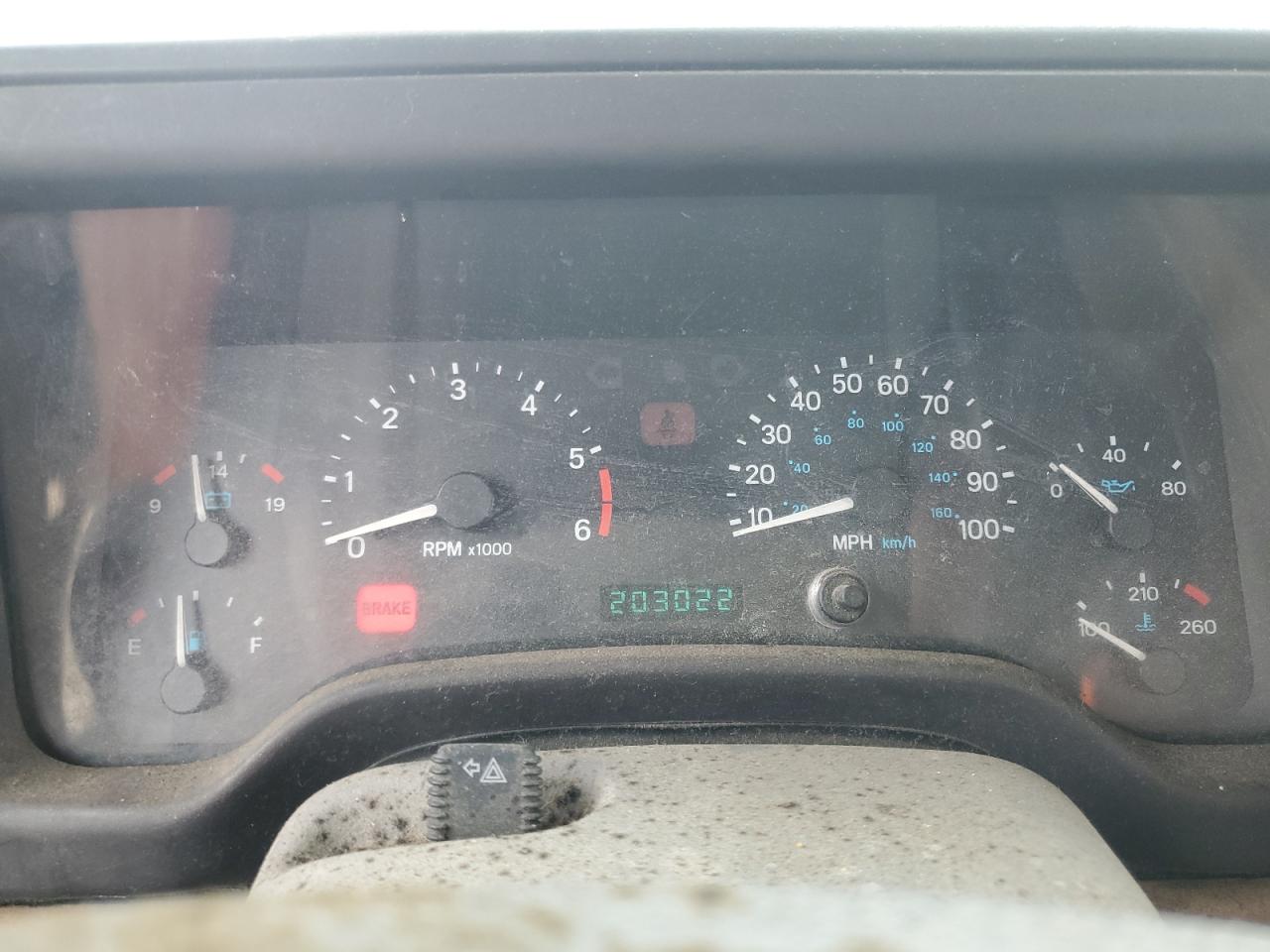 2000 Jeep Wrangler / Tj Se VIN: 1J4FA29P9YP700163 Lot: 65468325