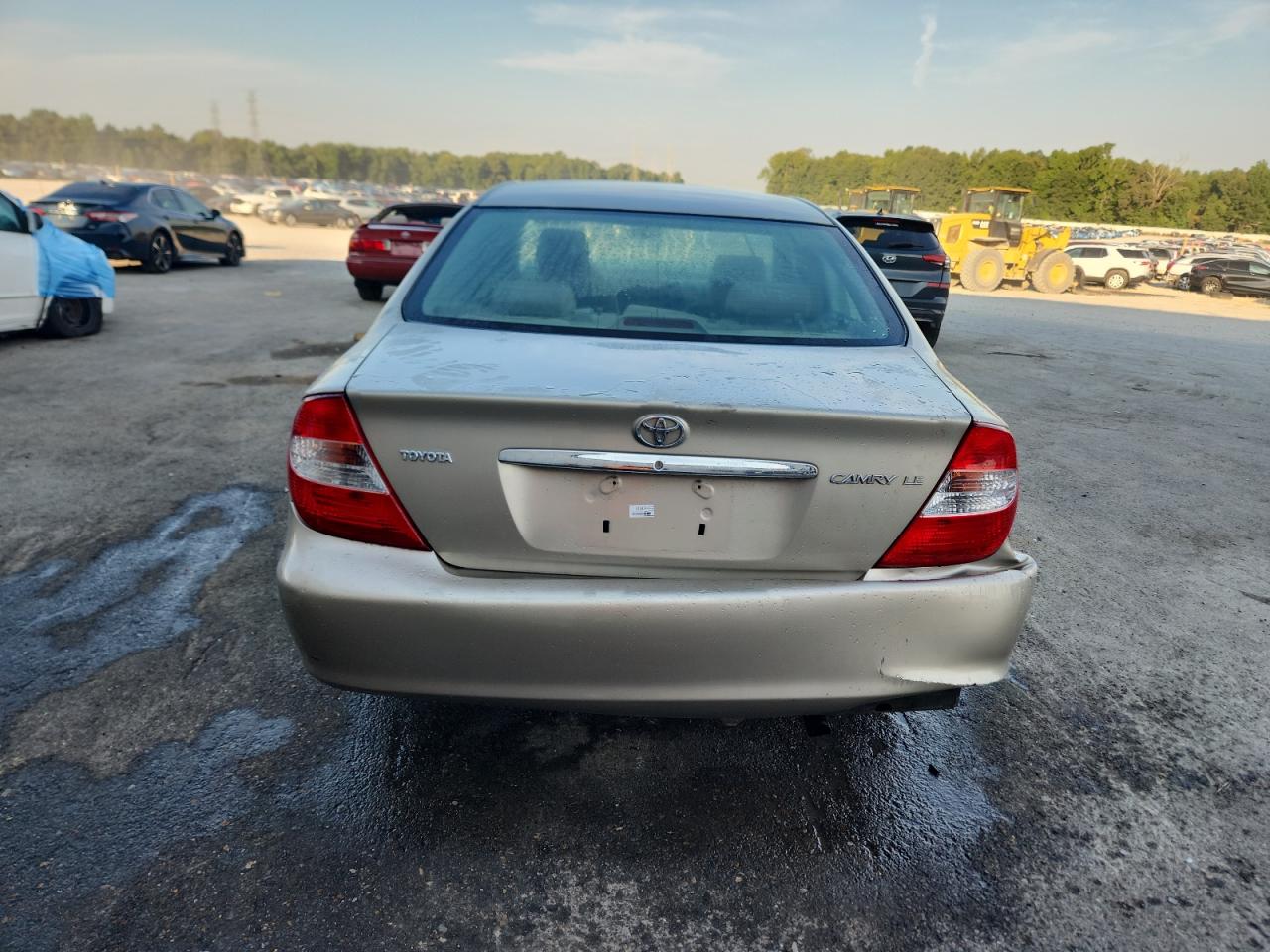 2004 Toyota Camry Le VIN: 4T1BE32K54U325392 Lot: 66701875