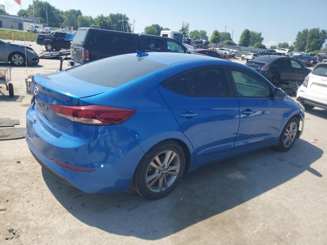 HYUNDAI ELANTRA 2018 Синий