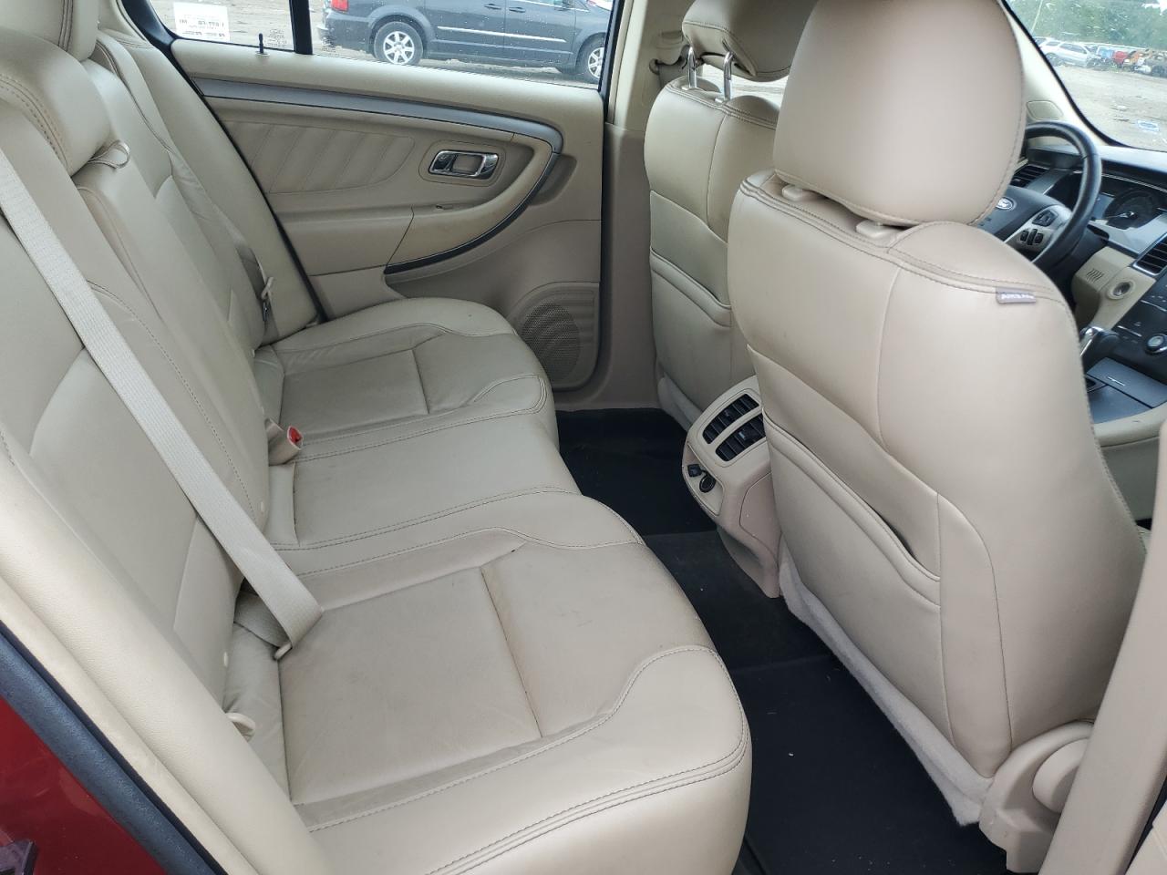 2014 Ford Taurus Sel VIN: 1FAHP2E80EG140692 Lot: 65279625