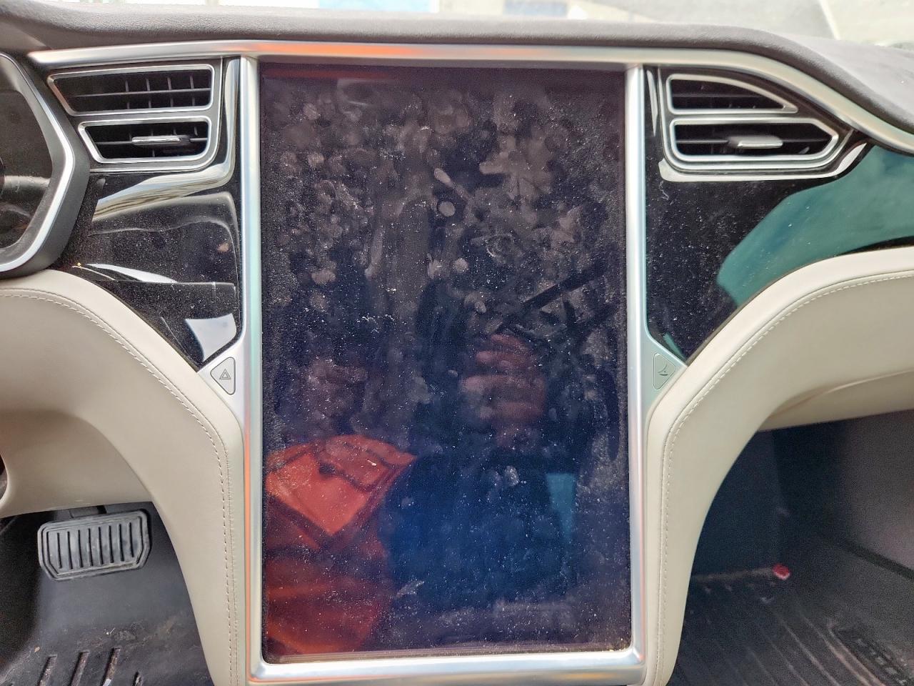2016 Tesla Model S VIN: 5YJSA1E29GF122101 Lot: 63162255