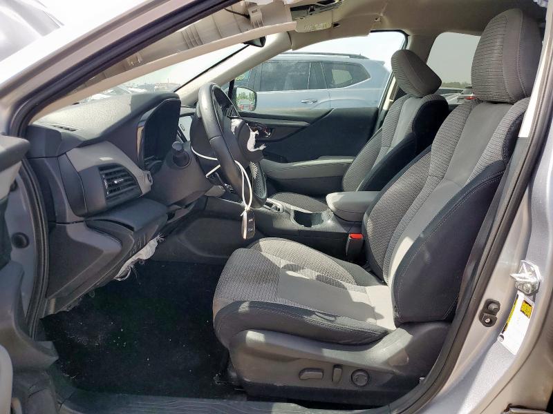  SUBARU OUTBACK 2024 Silver