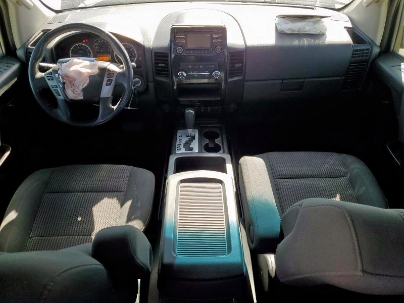  NISSAN TITAN 2014 Czarny