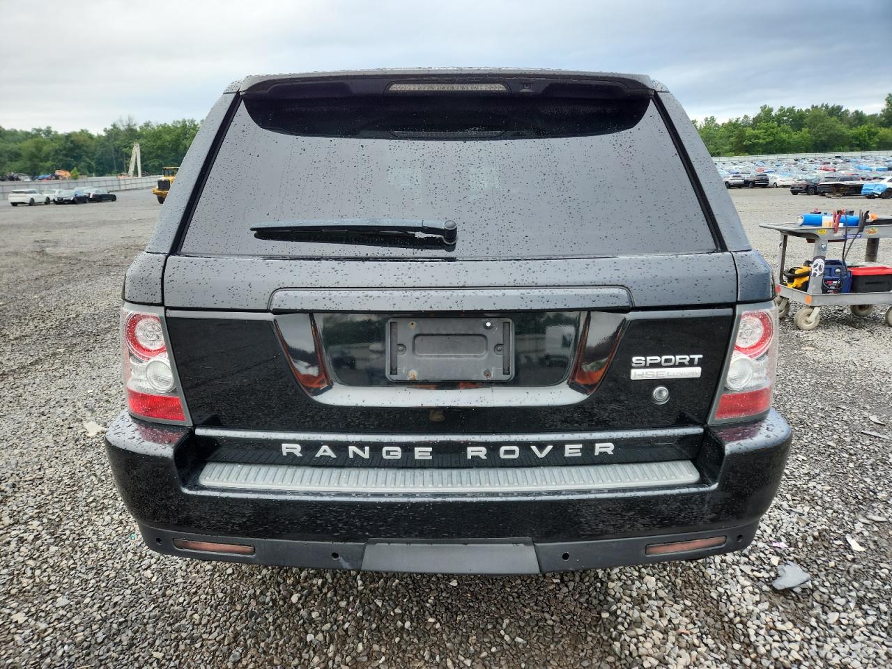 2011 Land Rover Range Rover Sport Lux VIN: SALSK2D4XBA705857 Lot: 65404575