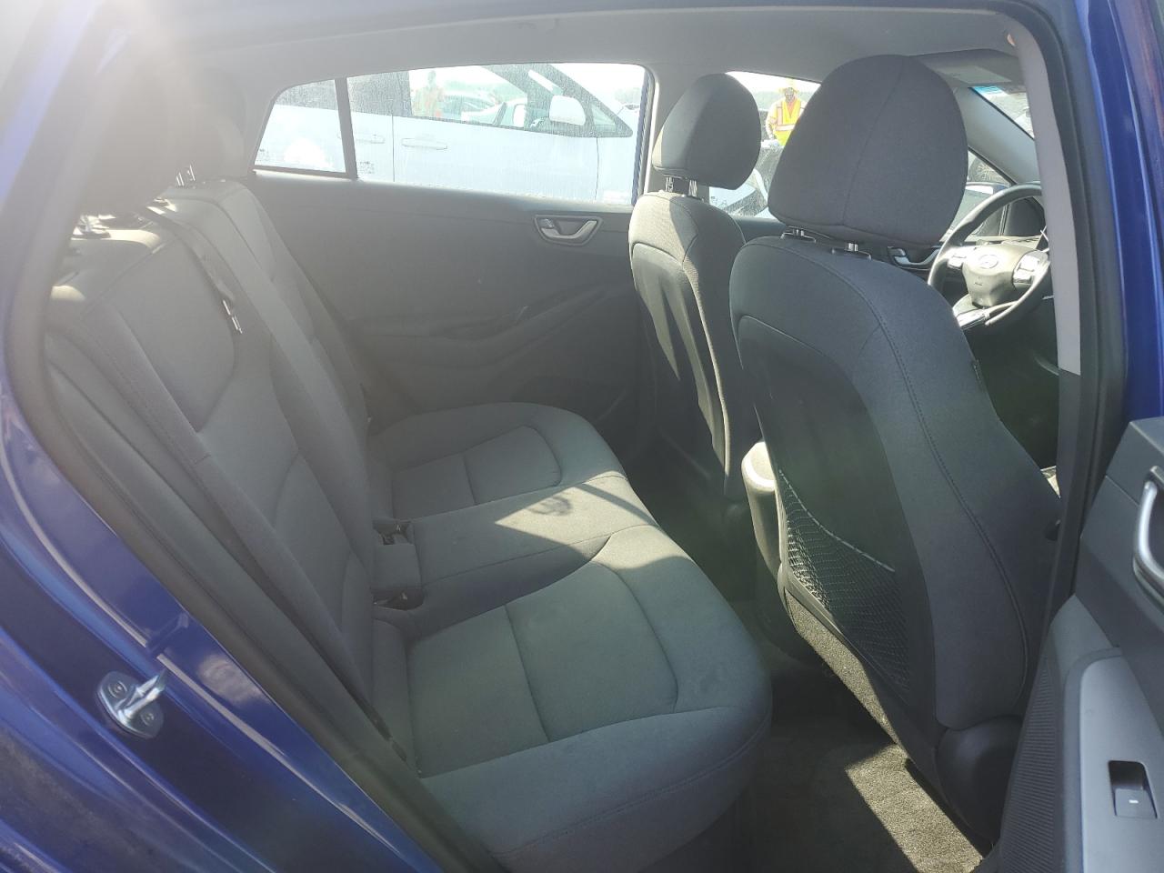 2020 Hyundai Ioniq Blue VIN: KMHC65LC2LU235507 Lot: 63100125