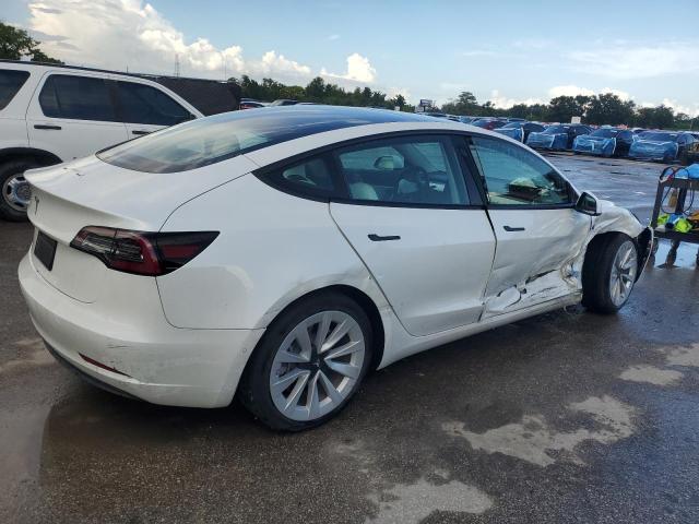  TESLA MODEL 3 2021 Biały