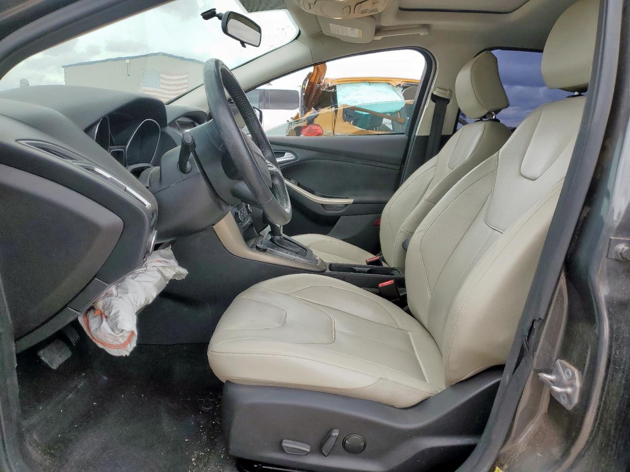 2018 Ford Focus Titanium VIN: 1FADP3J29JL294213 Lot: 62994865