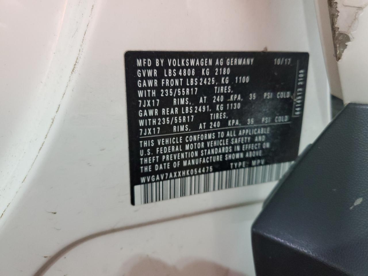 2017 Volkswagen Tiguan S VIN: WVGAV7AXXHK054475 Lot: 66007575