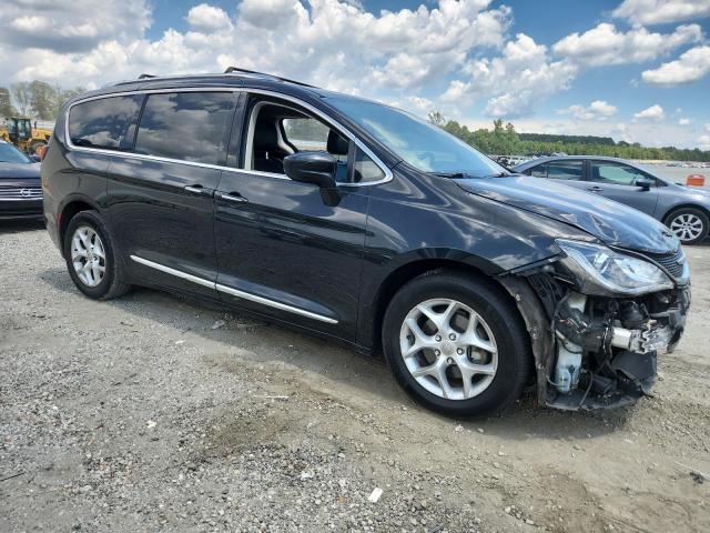 Minivans CHRYSLER PACIFICA 2017 Czarny