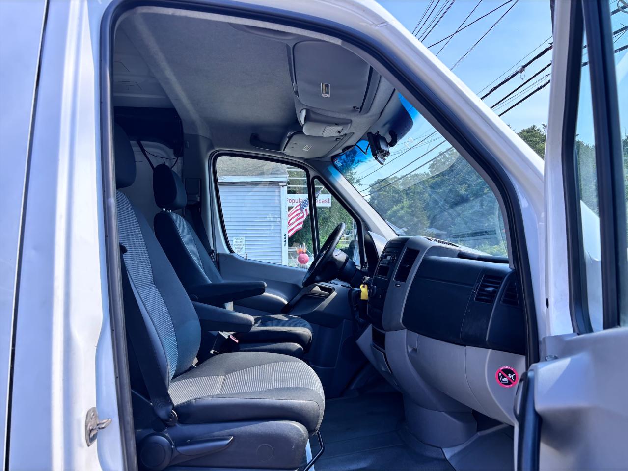 2012 Mercedes-Benz Sprinter 2500 VIN: WD3PE7CC2C5709058 Lot: 67171495