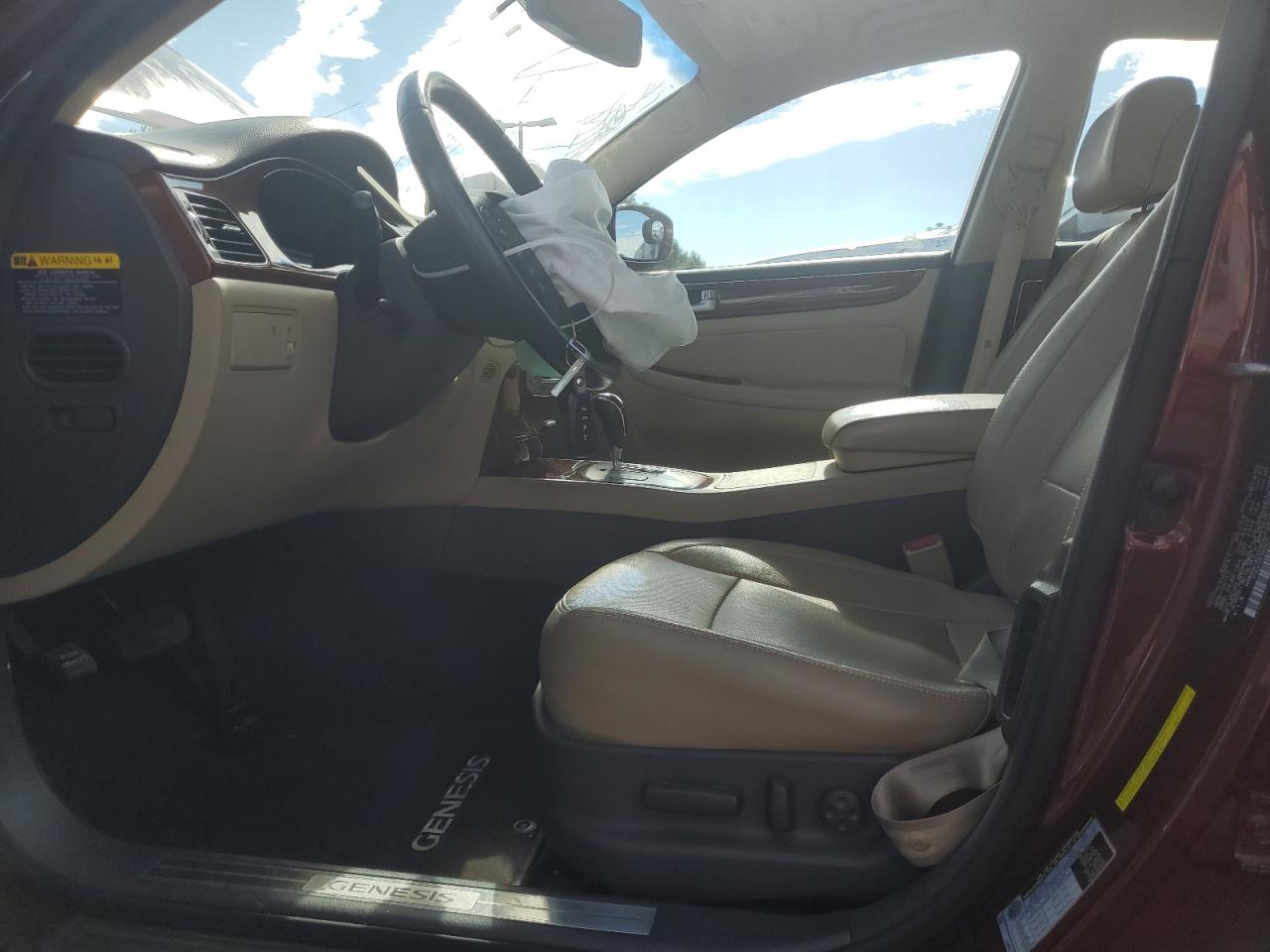 2013 Hyundai Genesis 3.8L VIN: KMHGC4DD9DU239793 Lot: 65138615