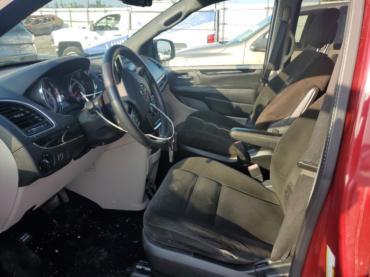 2c4rdgbg8fr684308 2C4RDGBG8FR684308 2015 Dodge Grand Caravan Se