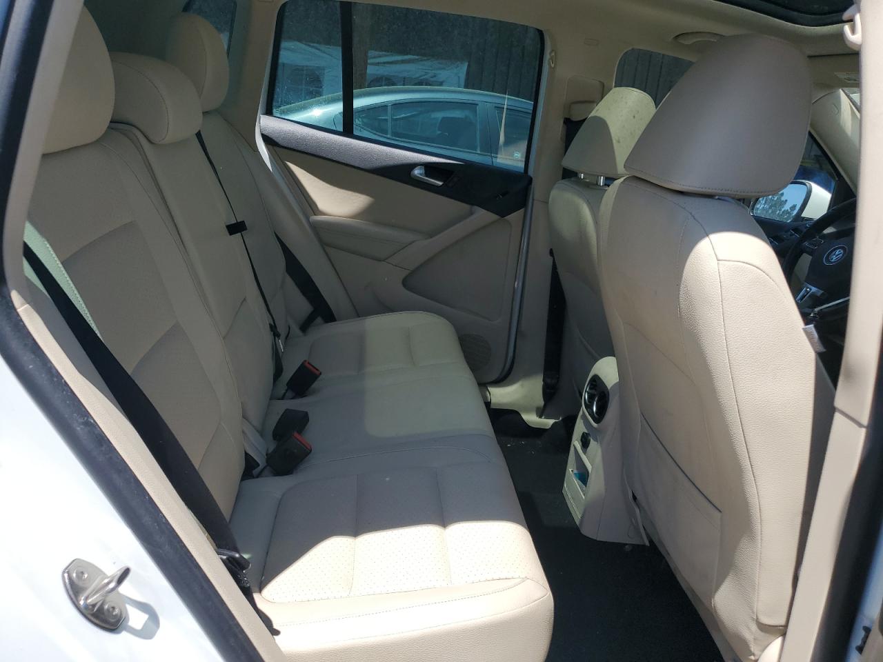 2015 Volkswagen Tiguan S VIN: WVGAV7AX8FW607159 Lot: 63345205