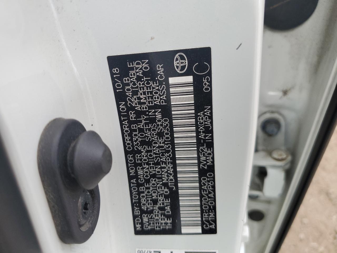 2018 Toyota Prius Prime VIN: JTDKARFP3J3100530 Lot: 62998575