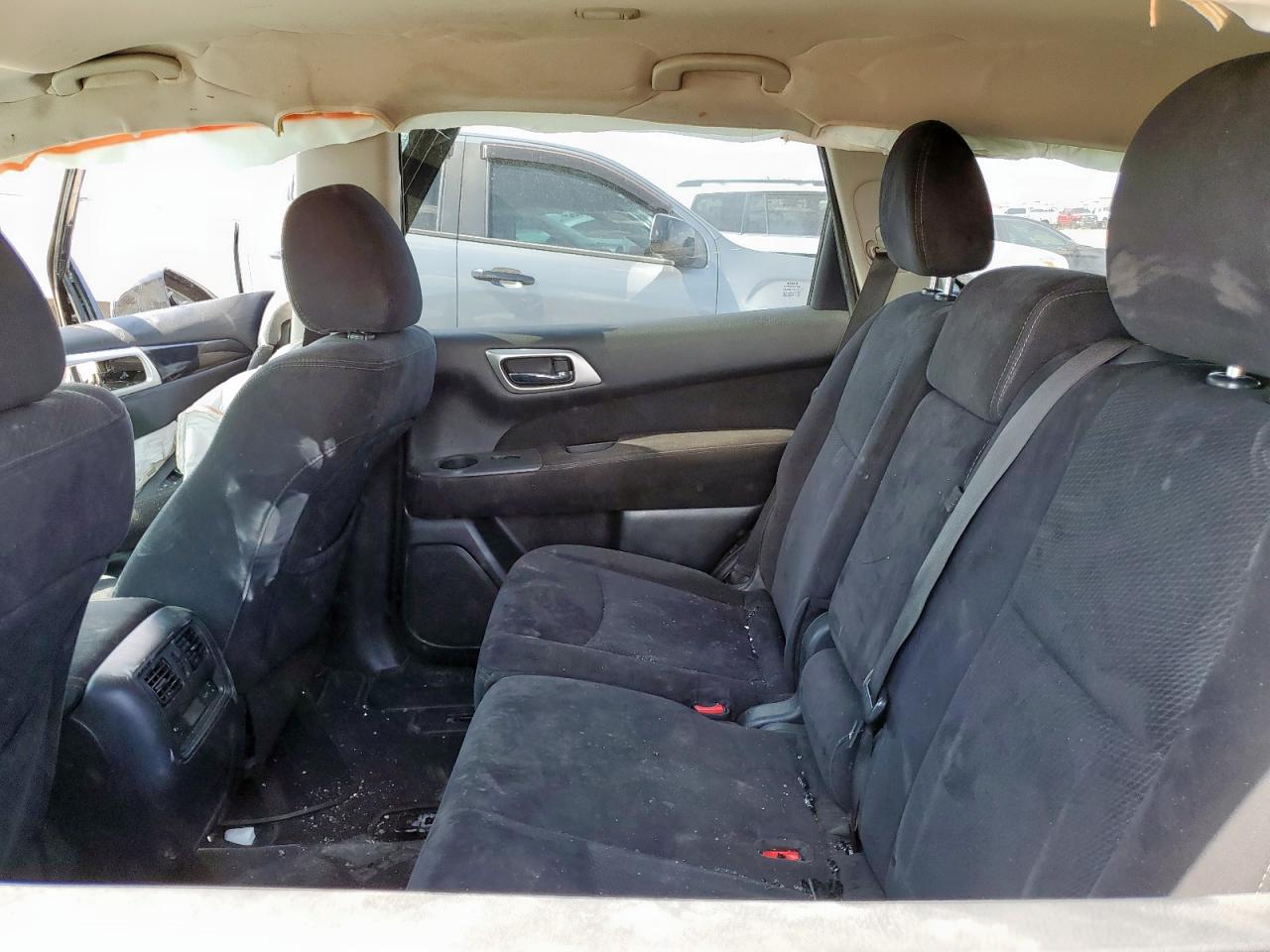 2014 Nissan Pathfinder S VIN: 5N1AR2MN4EC640516 Lot: 67009135