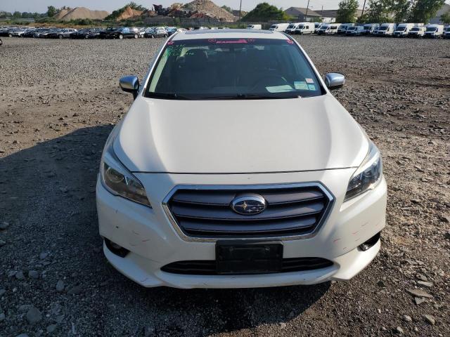  SUBARU LEGACY 2017 White