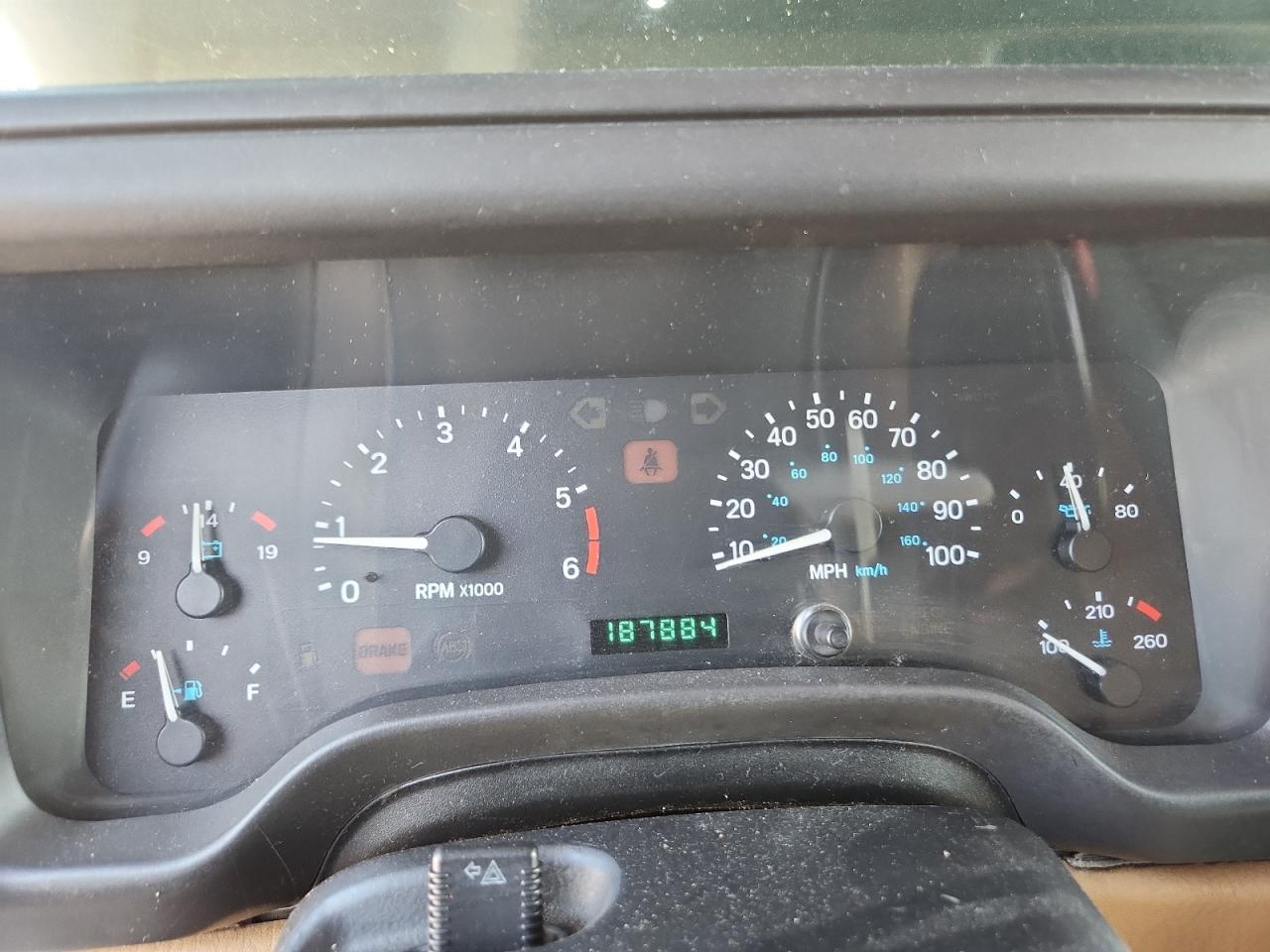 1997 Jeep Wrangler / Tj Sahara VIN: 1J4FY49S3VP519387 Lot: 63822395