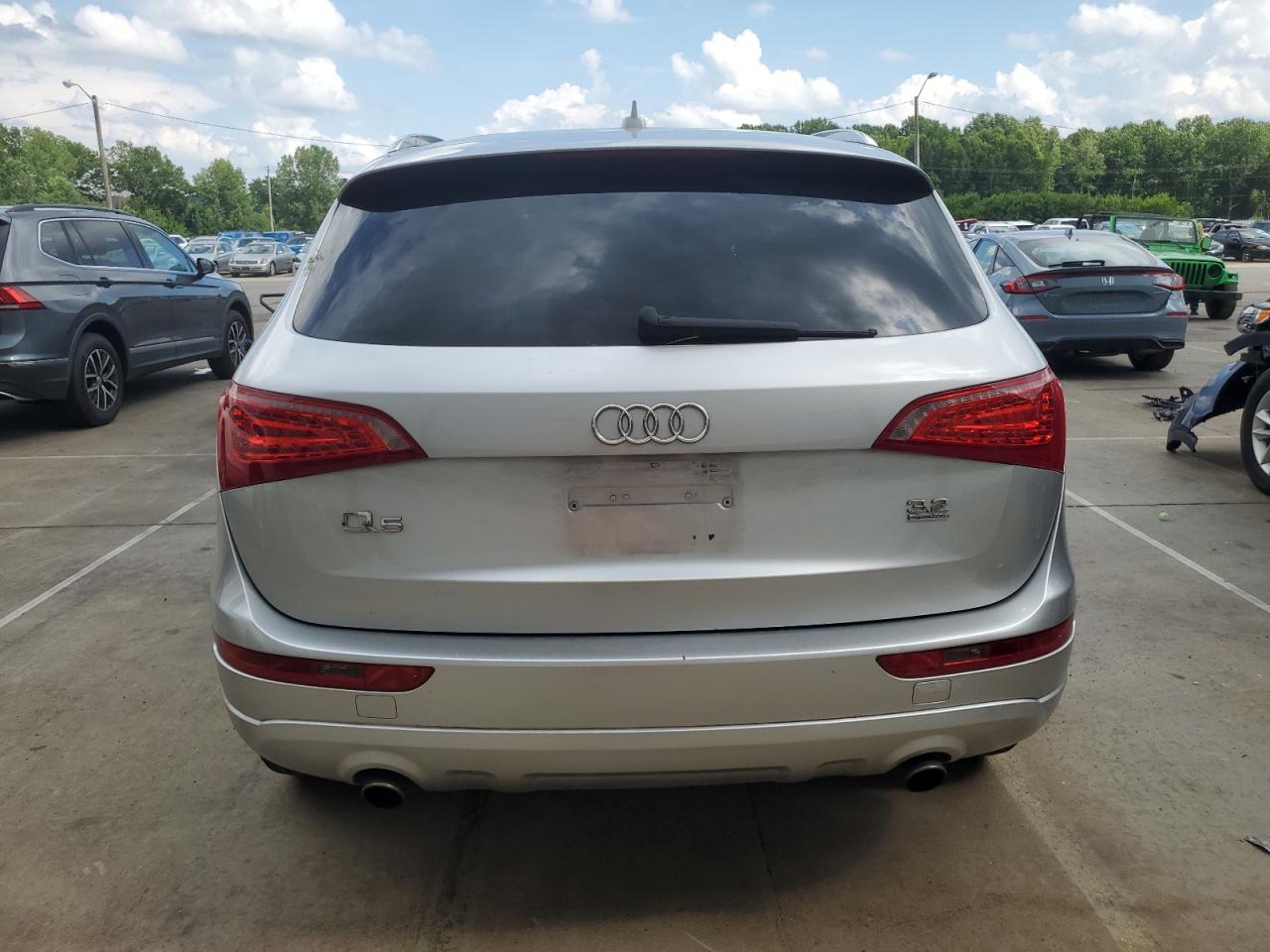 2010 Audi Q5 Premium Plus VIN: WA1LKAFP4AA012644 Lot: 64171485