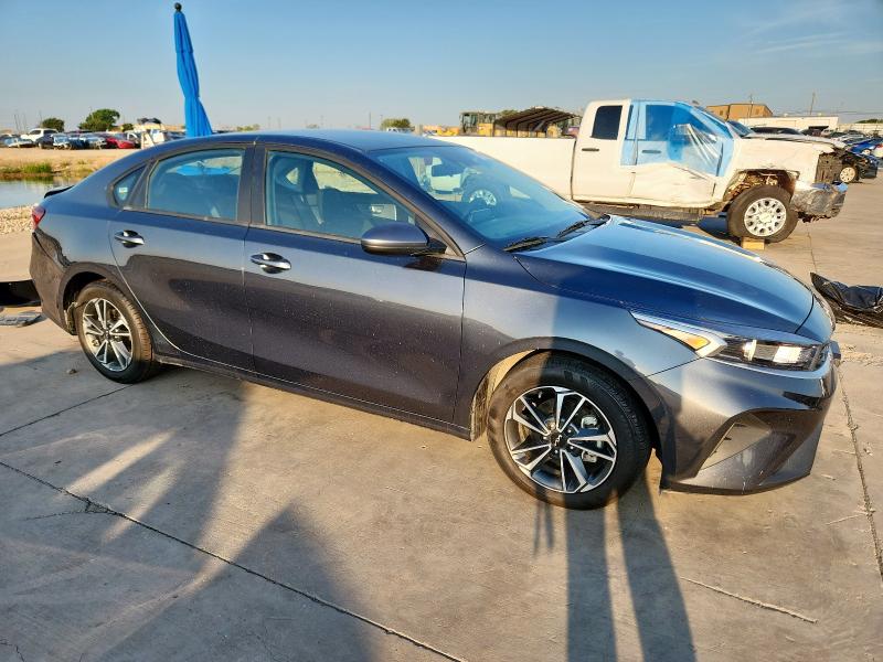  KIA FORTE 2024 Серый