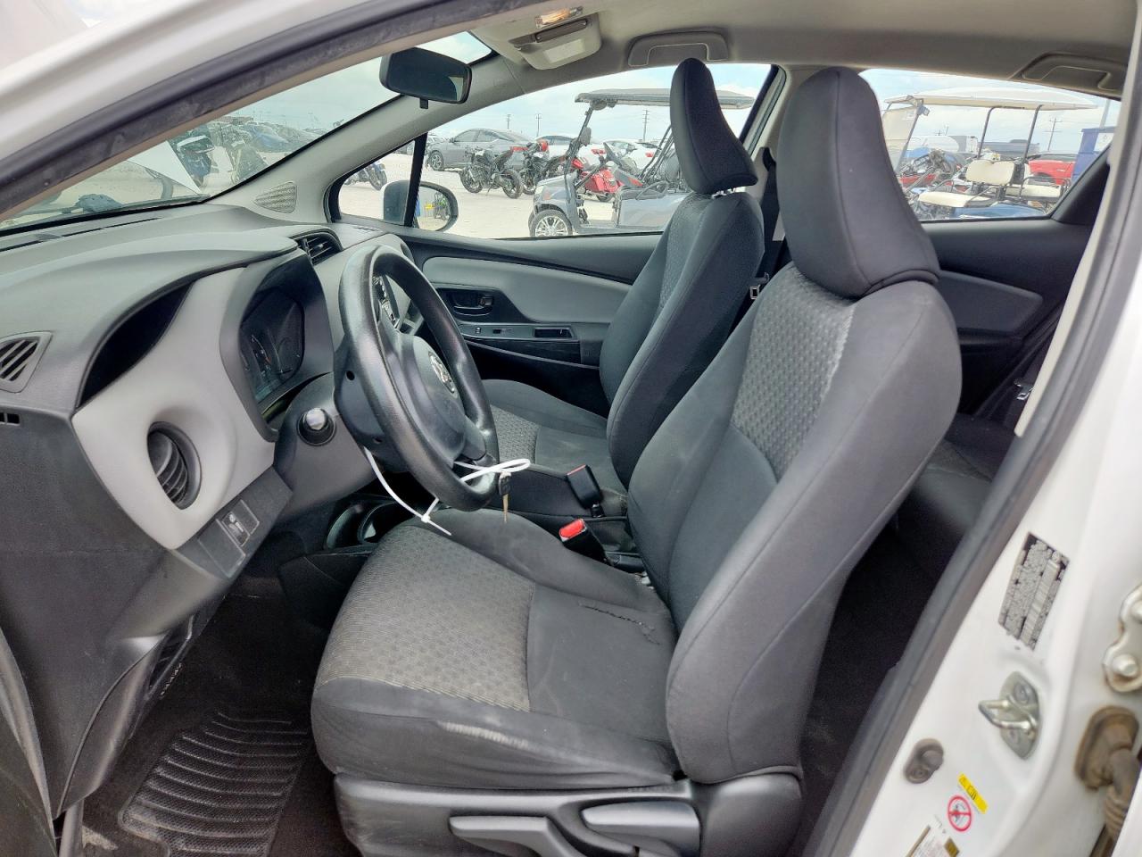 2015 Toyota Yaris VIN: VNKKTUD3XFA040656 Lot: 63286975