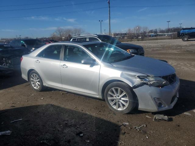  TOYOTA CAMRY 2012 Серебристый