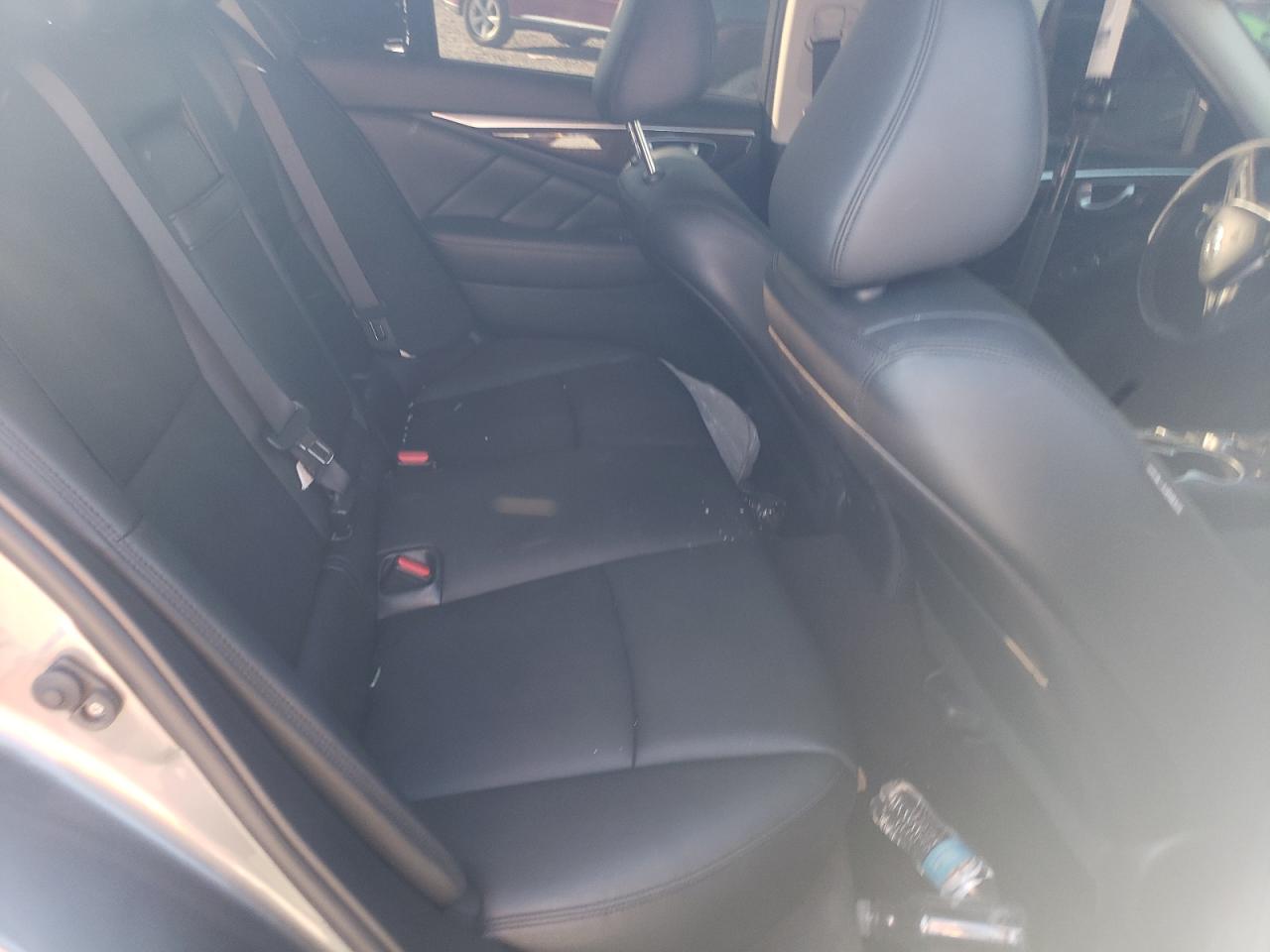 2018 Infiniti Q50 Luxe VIN: JN1EV7AR5JM431847 Lot: 63106235