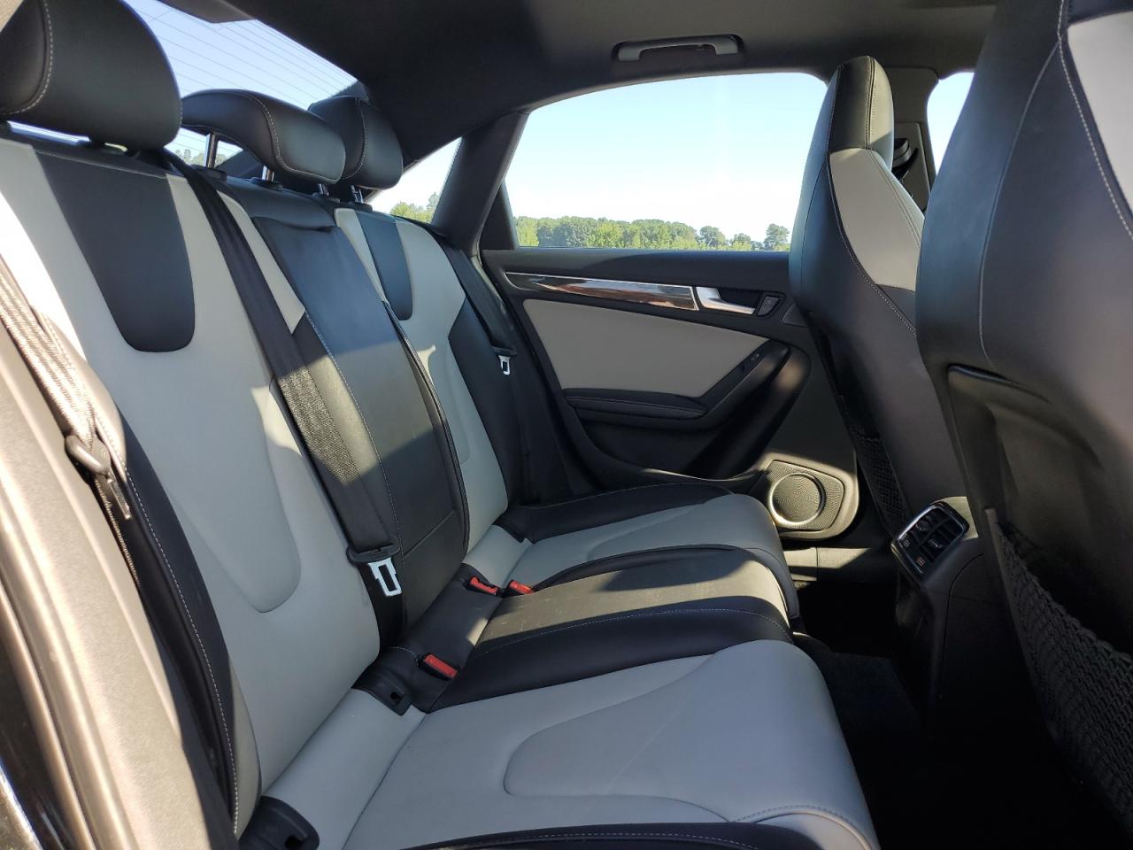 2014 Audi S4 Premium Plus VIN: WAUBGAFL9EA046985 Lot: 62643535