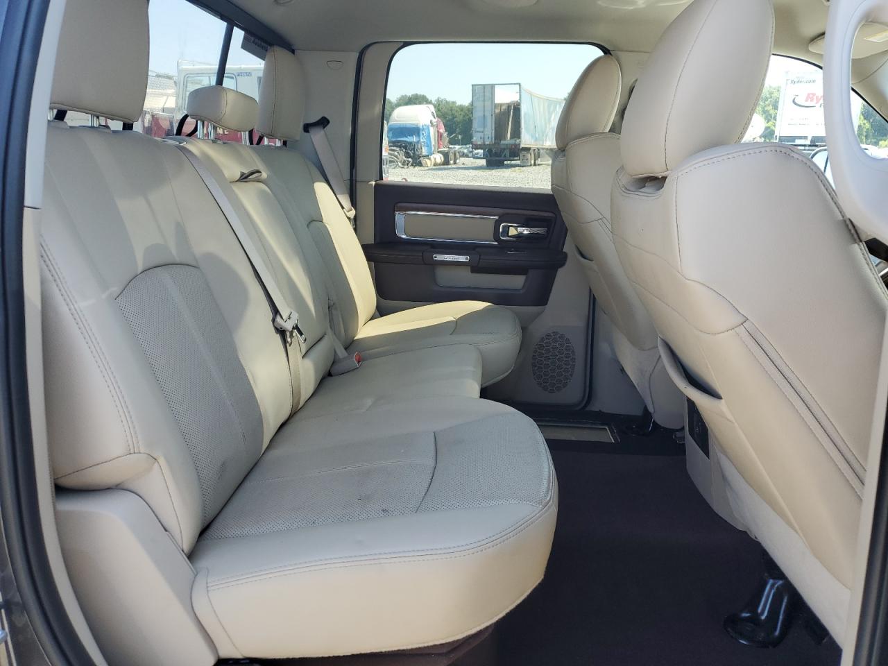 2018 Ram 3500 Laramie Crew Ca VIN: 3C63RRJL8JG361321 Lot: 64492505