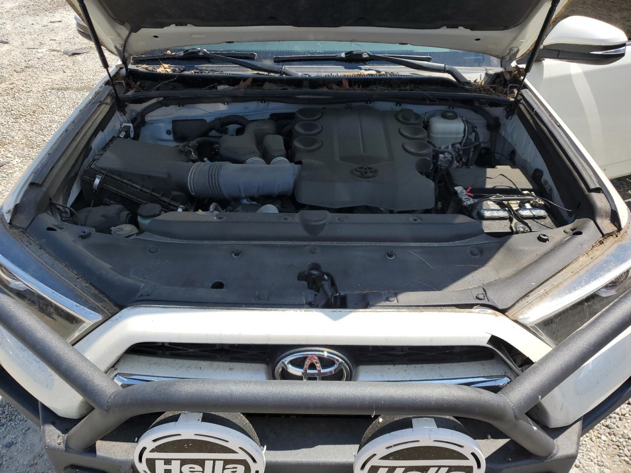 2019 Toyota 4Runner Sr5/Sr5 Premium VIN: JTEBU5JR9K5718574 Lot: 63699985