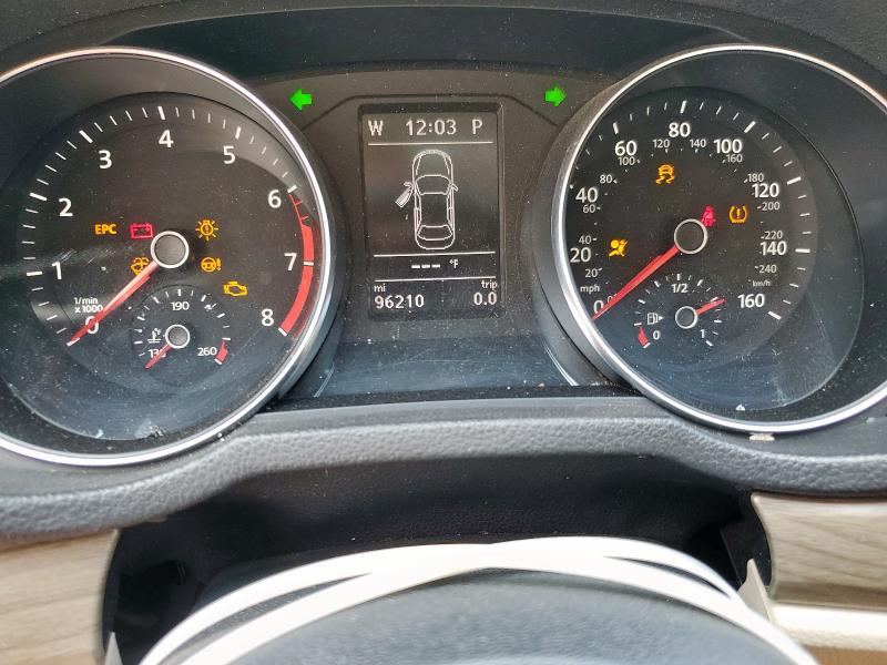 2017 VOLKSWAGEN PASSAT SE  