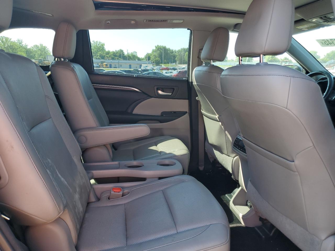 2014 Toyota Highlander Limited VIN: 5TDDKRFH8ES027609 Lot: 63212345